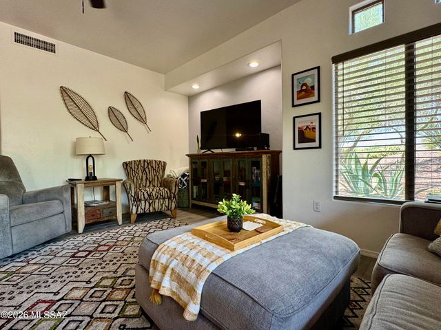 655 W Vistoso Highlands Dr Apt 107, Oro Valley, AZ 85755