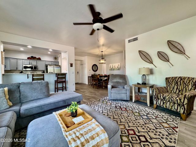 655 W Vistoso Highlands Dr Apt 107, Oro Valley, AZ 85755