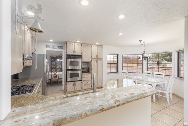 592 N DUSK DR, St. George, UT 84770
