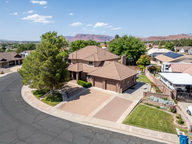 592 N DUSK DR, St. George, UT 84770