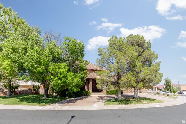 592 N DUSK DR, St. George, UT 84770