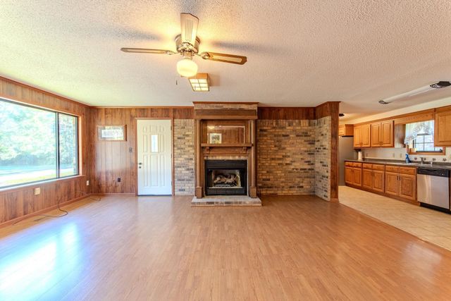 841 SANFORD ST, Henderson, TN 38340