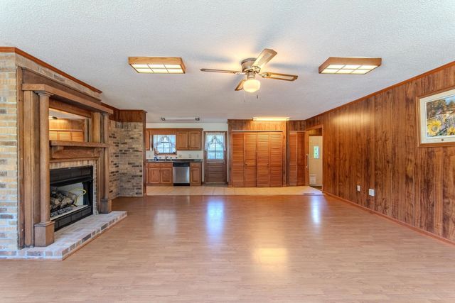 841 SANFORD ST, Henderson, TN 38340