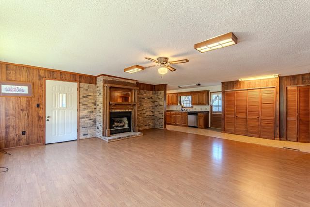 841 SANFORD ST, Henderson, TN 38340