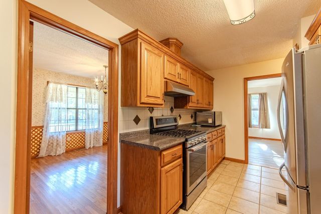 841 SANFORD ST, Henderson, TN 38340