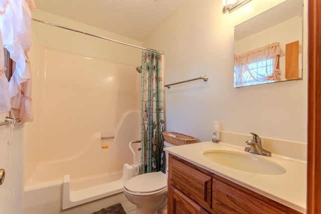 841 SANFORD ST, Henderson, TN 38340