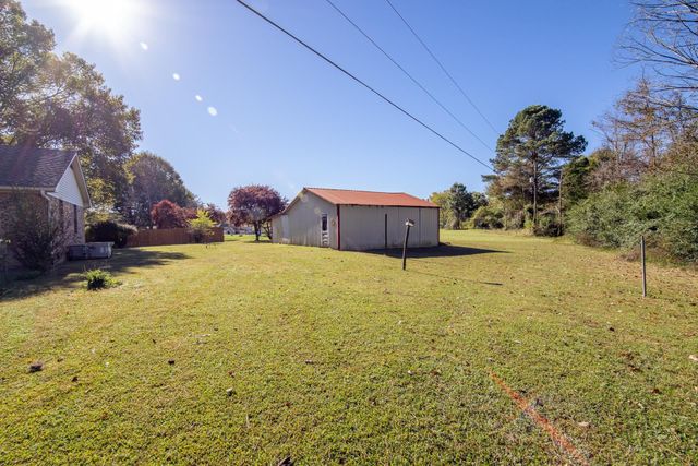 841 SANFORD ST, Henderson, TN 38340