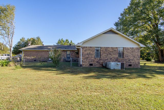 841 SANFORD ST, Henderson, TN 38340