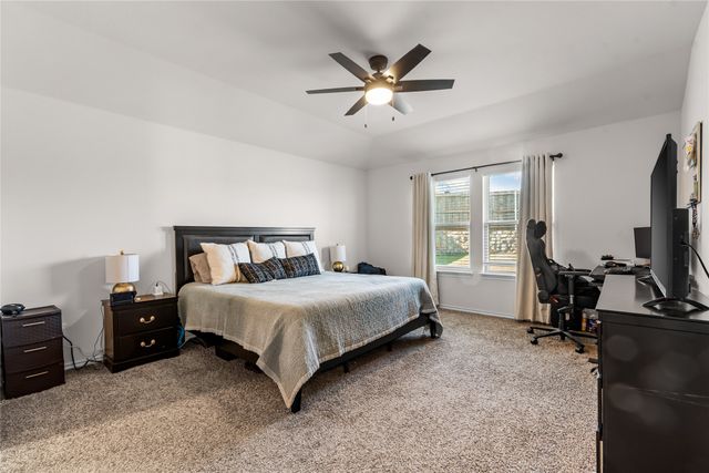 2076 Puma Street, Crandall, TX 75114