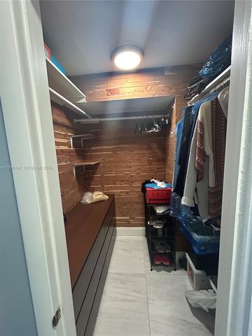 8900 Washington Blvd 405A, Pembroke Pines, FL 33025