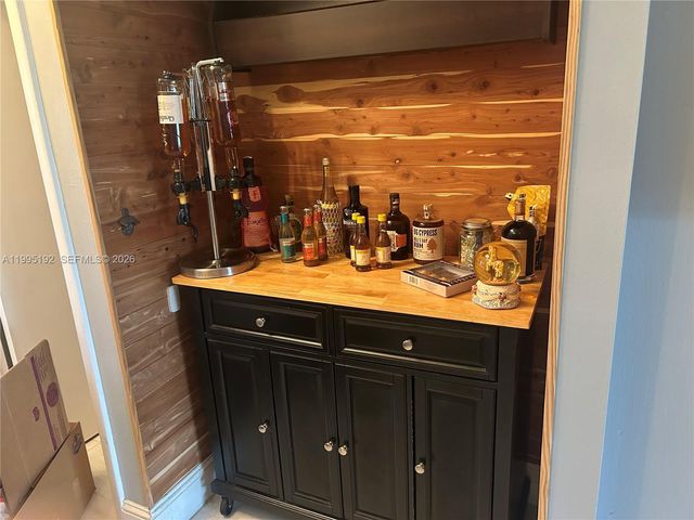 8900 Washington Blvd 405A, Pembroke Pines, FL 33025