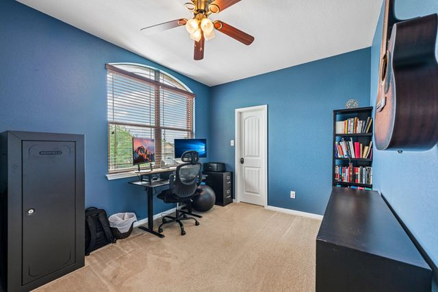197 Bloomsbury DR, Kyle, TX 78640