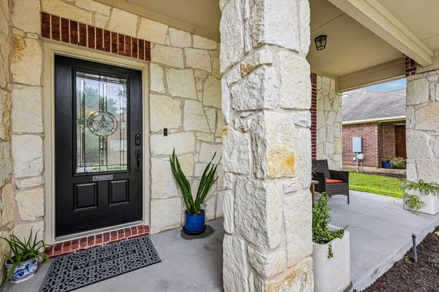 197 Bloomsbury DR, Kyle, TX 78640