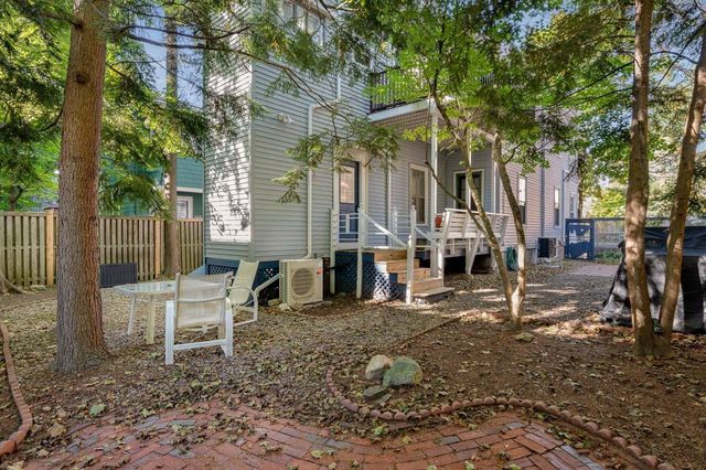 20 Mead St 1, Cambridge, MA 02140