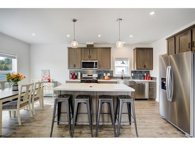 1684 9th St, Limon, CO 80828