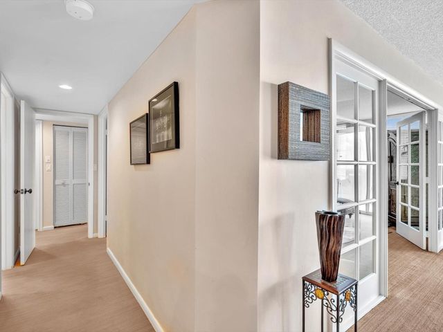 1147 Hillsboro Mile 802, Hillsboro Beach, FL 33062