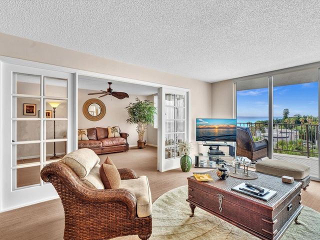 1147 Hillsboro Mile 802, Hillsboro Beach, FL 33062