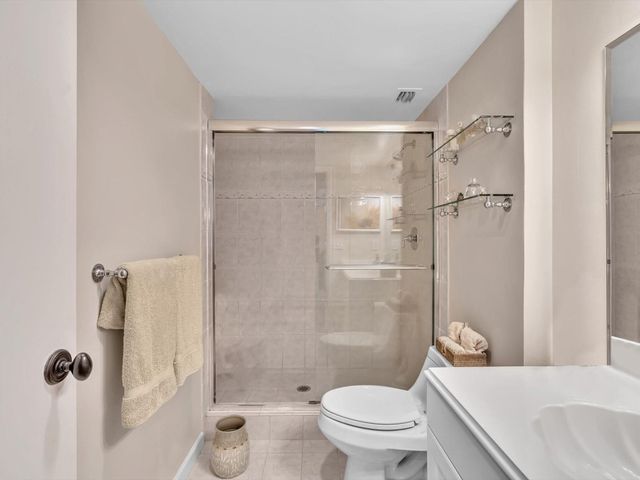 1147 Hillsboro Mile 802, Hillsboro Beach, FL 33062