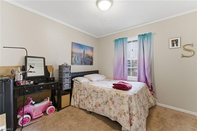 1342 Tredwell Drive, Winston-salem, NC 27103