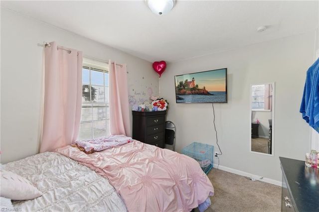 1342 Tredwell Drive, Winston-salem, NC 27103