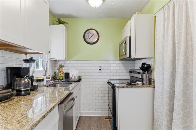 1342 Tredwell Drive, Winston-salem, NC 27103