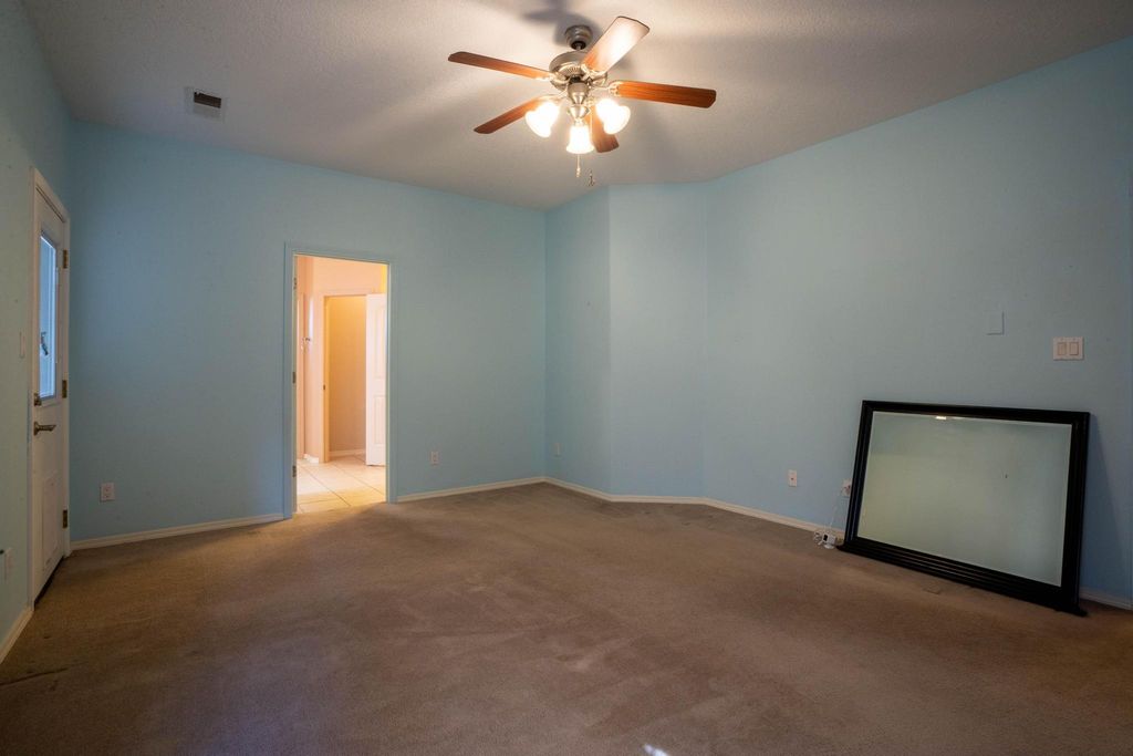 Image 12 of property listing at 829 Bosque Vista Drive, Bernalillo, NM 87004