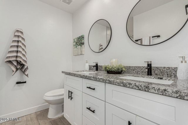 2210 E Alta Vista Road, Phoenix, AZ 85042