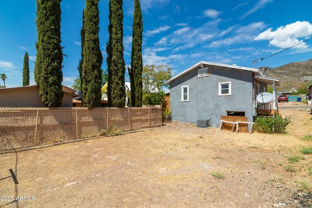 187 W Copper Street, Superior, AZ 85173