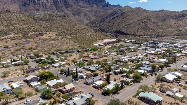 187 W Copper Street, Superior, AZ 85173