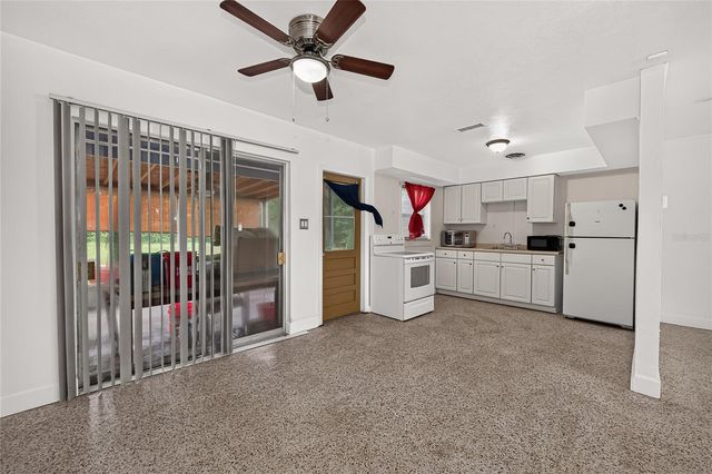 708 N PARSONS AVENUE, Brandon, FL 33510