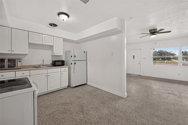 708 N PARSONS AVENUE, Brandon, FL 33510