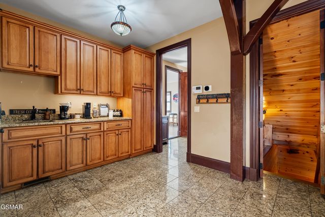 3050 Summit Trails Drive, Sevierville, TN 37876