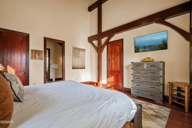 3050 Summit Trails Drive, Sevierville, TN 37876