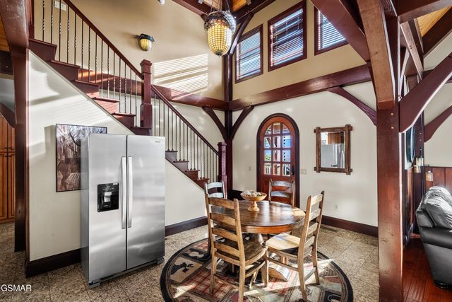 3050 Summit Trails Drive, Sevierville, TN 37876