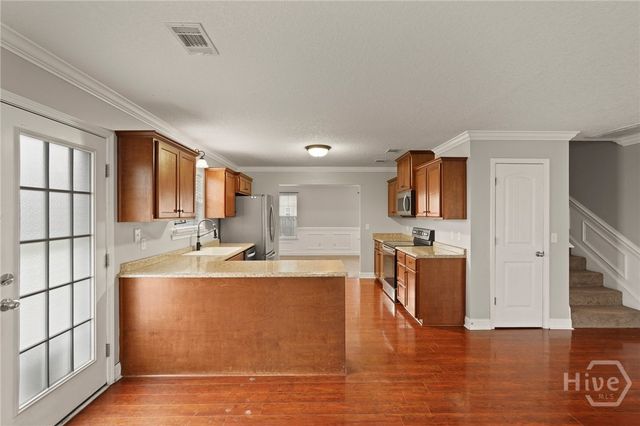 220 Augusta Way, Hinesville, GA 31313