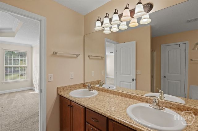 220 Augusta Way, Hinesville, GA 31313