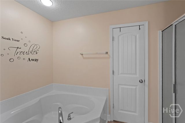 220 Augusta Way, Hinesville, GA 31313