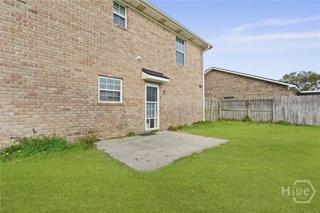 220 Augusta Way, Hinesville, GA 31313