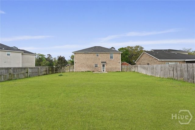 220 Augusta Way, Hinesville, GA 31313