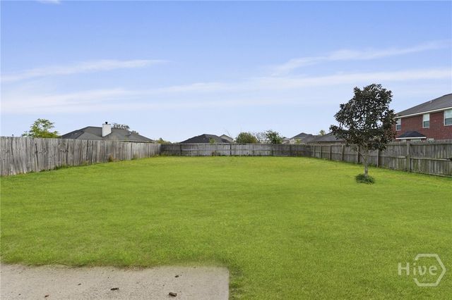 220 Augusta Way, Hinesville, GA 31313