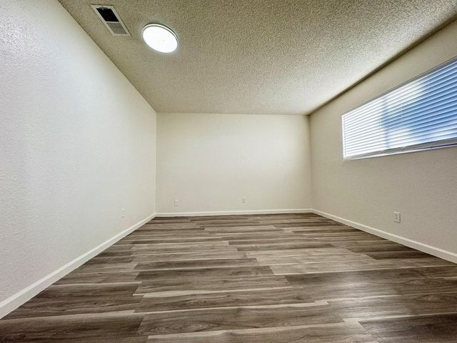 73 Chipman Lane, Suisun City, CA 94585