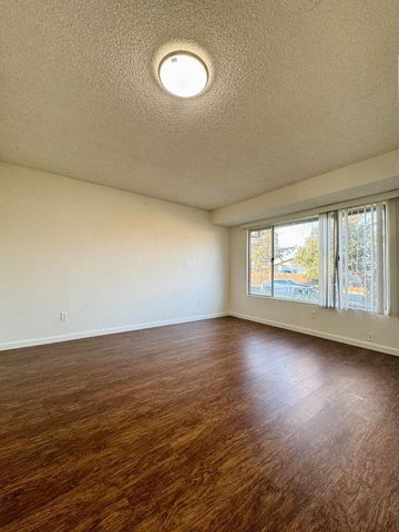 73 Chipman Lane, Suisun City, CA 94585