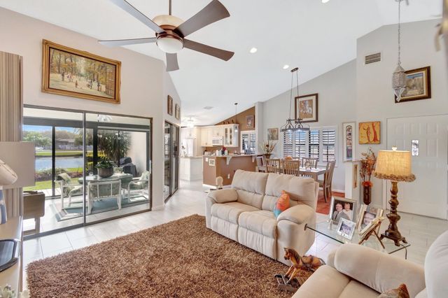 8240 Waterline Drive, Boynton Beach, FL 33472