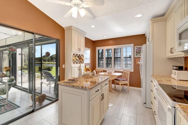 8240 Waterline Drive, Boynton Beach, FL 33472