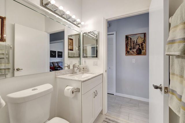 8240 Waterline Drive, Boynton Beach, FL 33472