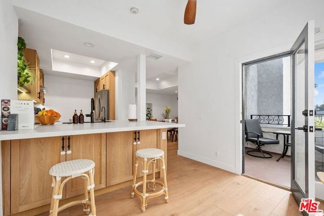 1133 9th Street 202, Santa Monica, CA 90403