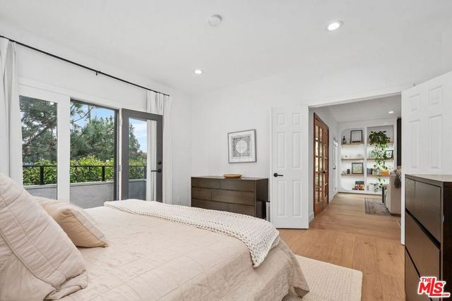 1133 9th Street 202, Santa Monica, CA 90403