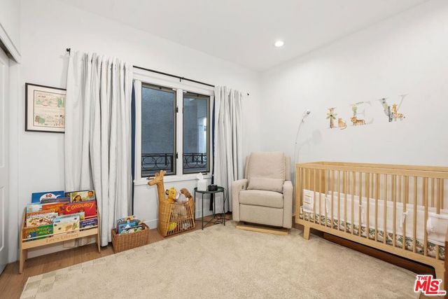 1133 9th Street 202, Santa Monica, CA 90403