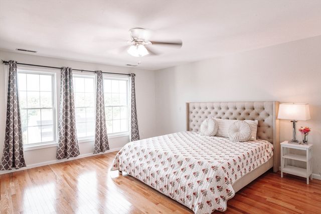 15 Locust Lane 15, Hopkinton, MA 01748