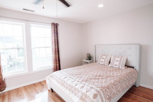 15 Locust Lane 15, Hopkinton, MA 01748